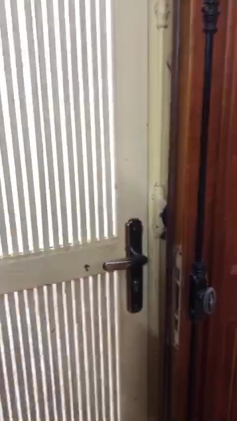 Tòa Chung Cư CT5-DN2 Trần Hữu Dực. Có hàng xóm thế này thì bố ai dám ở gần