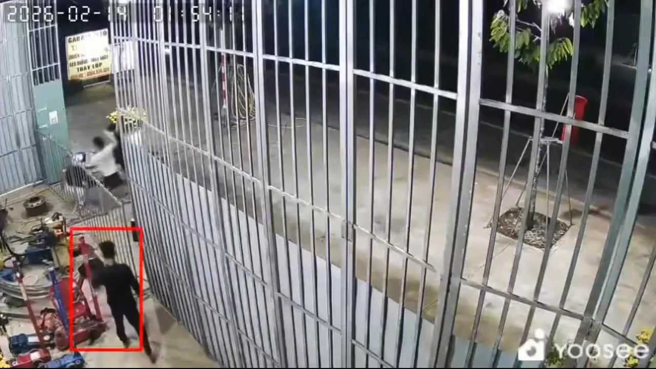 🚨 Bắt nhanh nhóm 8 đối tượng chặn đường “xin đểu”, chém người cướp tài sản