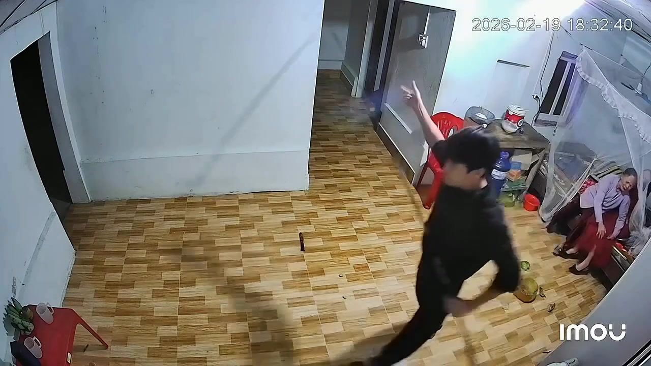 Nghĩa Đàn – Nghệ AnCon trai đánh chị Gái và Mẹ ruột gãy tay luôn…