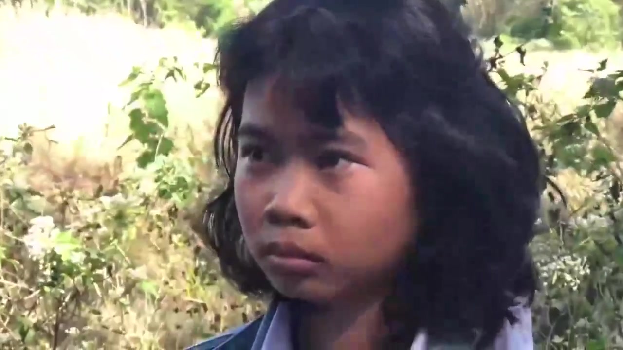 BLHĐ ở Bình Phước một nữ sinh bị đánh hội đồng dã man