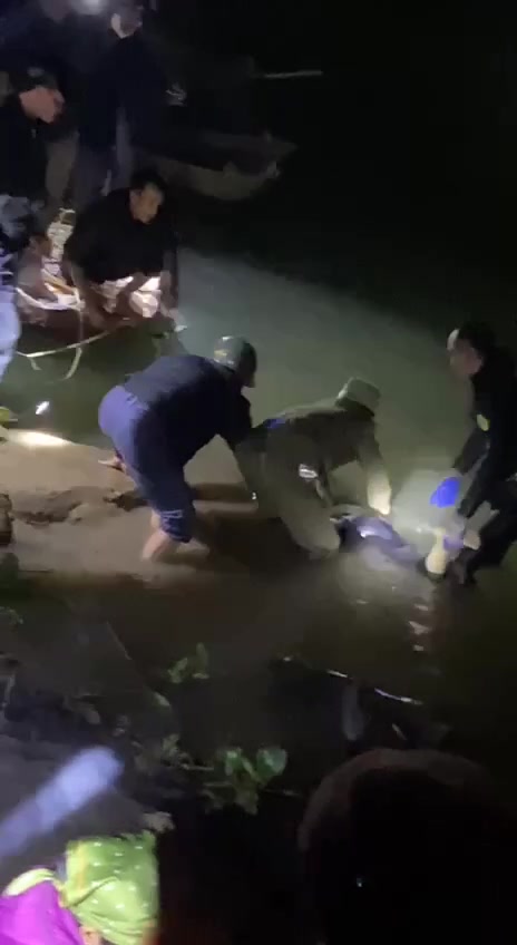 Một gia đình vì thiên vị với các con,mà người con tủi thân đã chọn cách ra đi tối qua