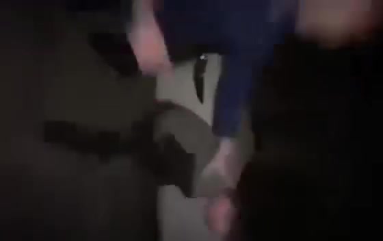 VIDEO: Nhóm người dạy dỗ đám học sinh lớp 9 đánh người vô gia cư