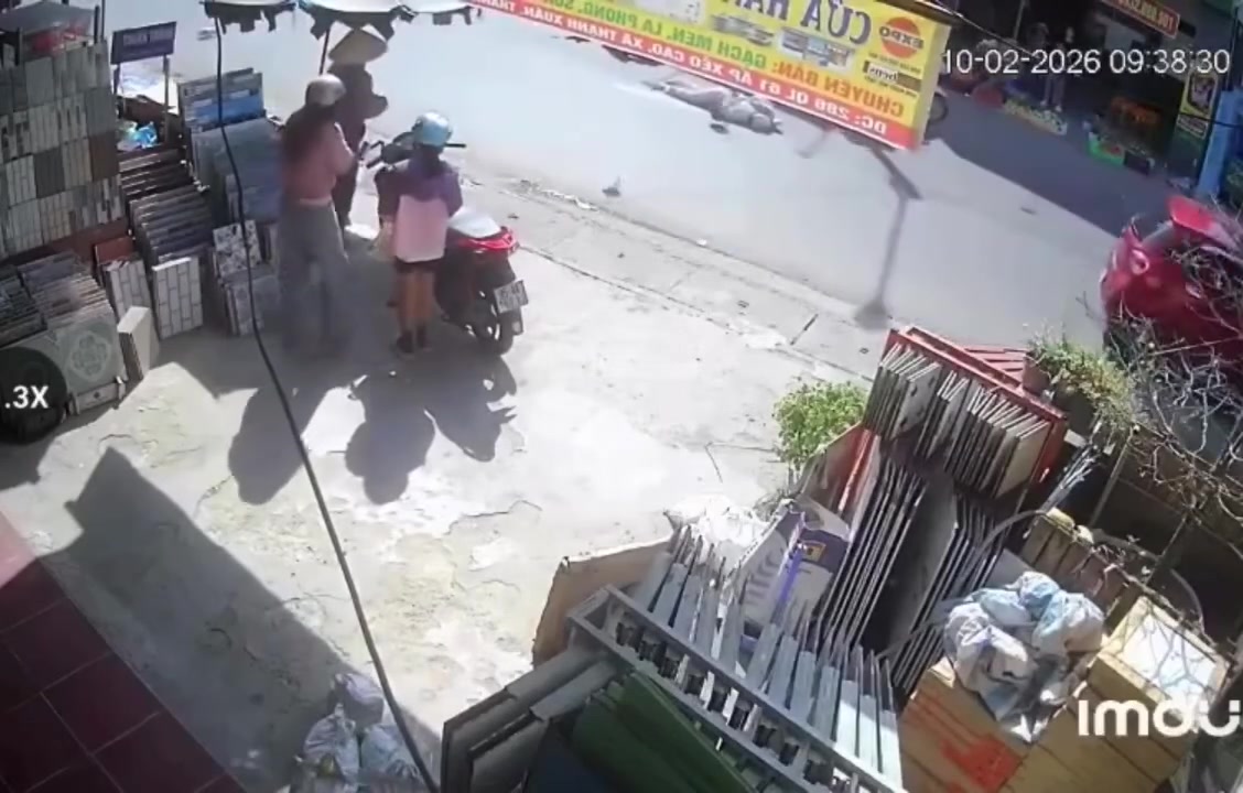 Cái Tắc – Hậu Giang : bạn nữ 2k8 té xuống đường bị xe cán tử vong